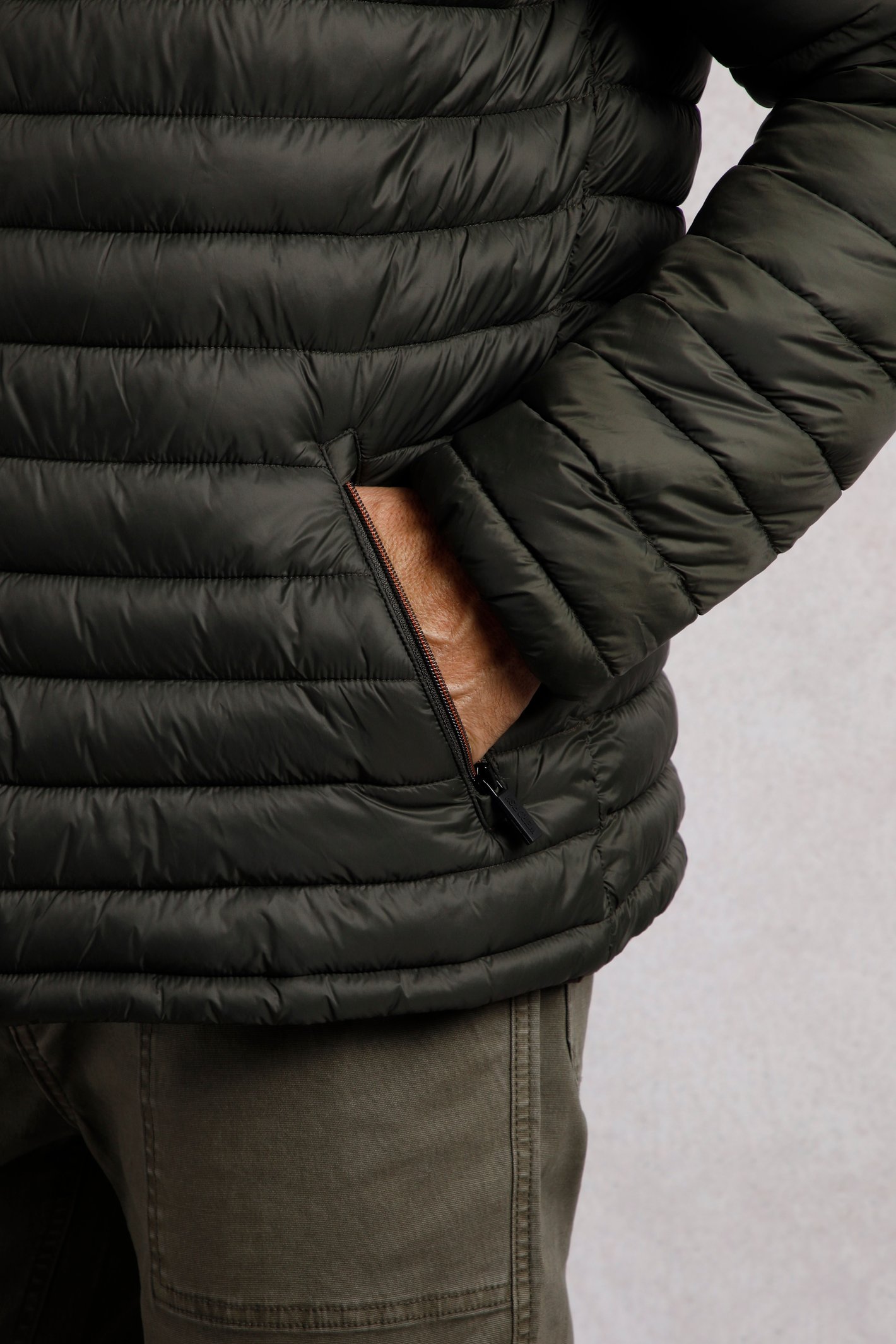 Weird Fish Flete Lightweight Showerproof Padded Jacket - Picture 14 of 19