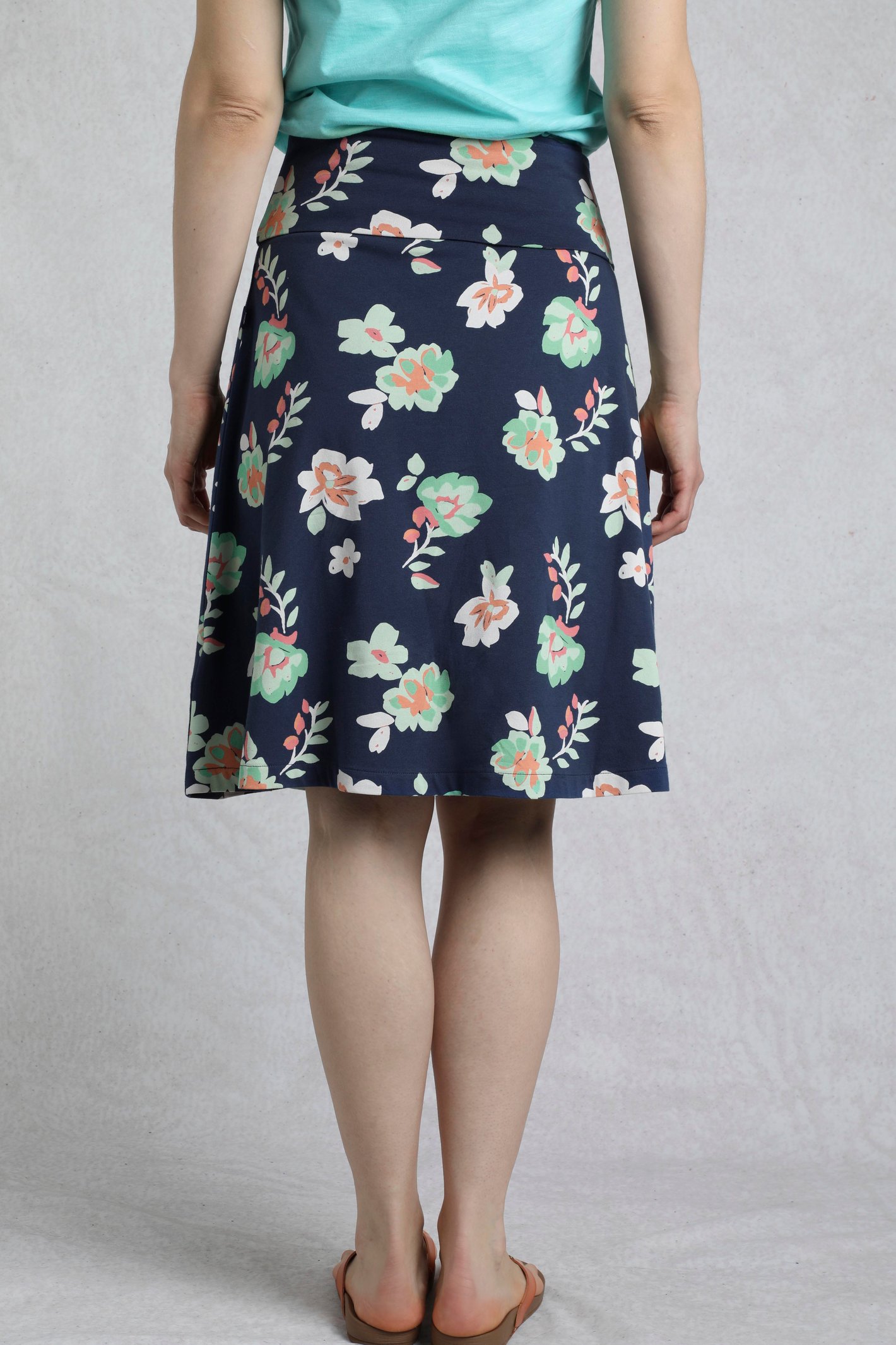 Weird Fish Malmo Printed Jersey Skirt - Picture 10 of 14