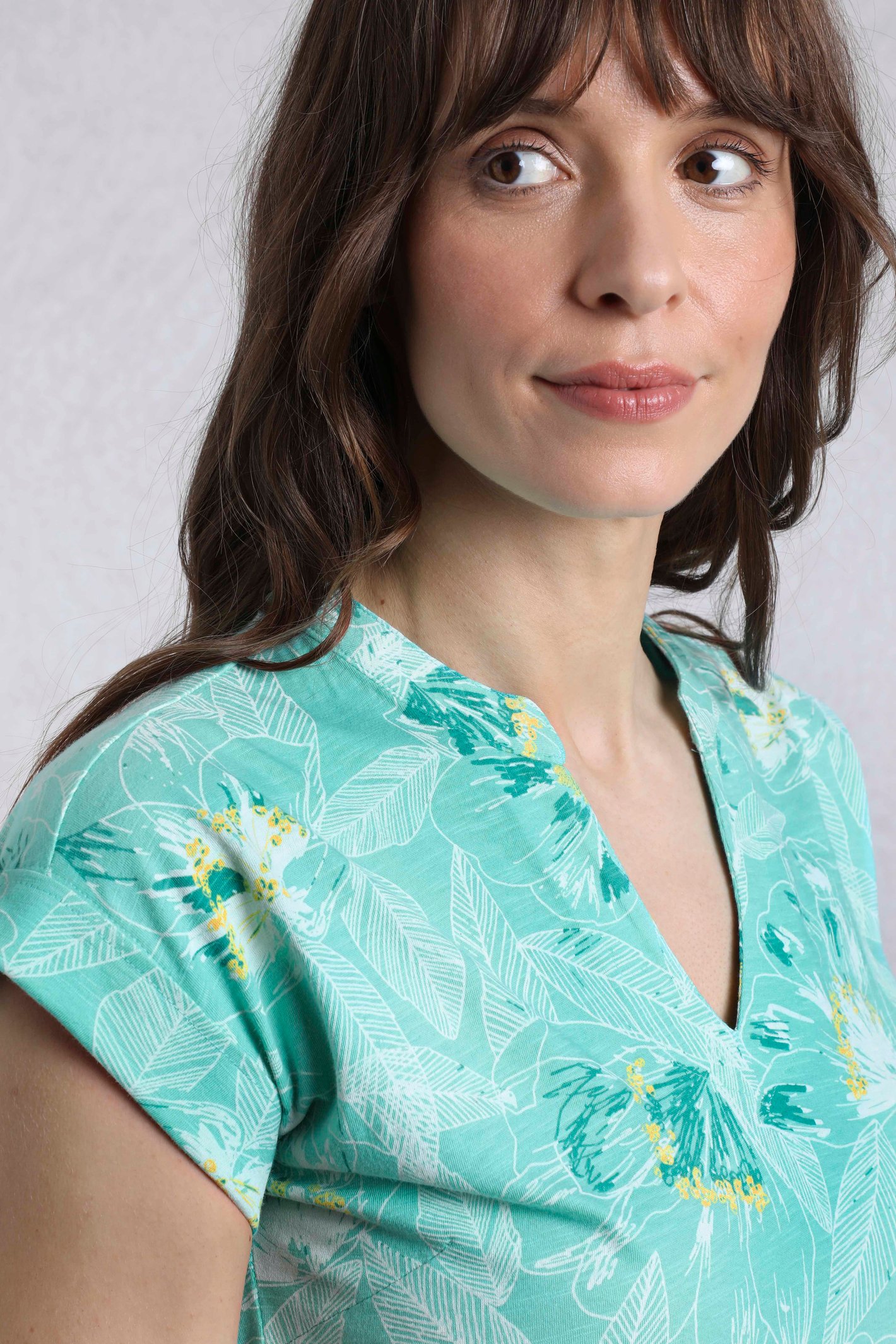 Weird Fish Alia Organic Cotton Printed Jersey Top - Picture 15 of 39