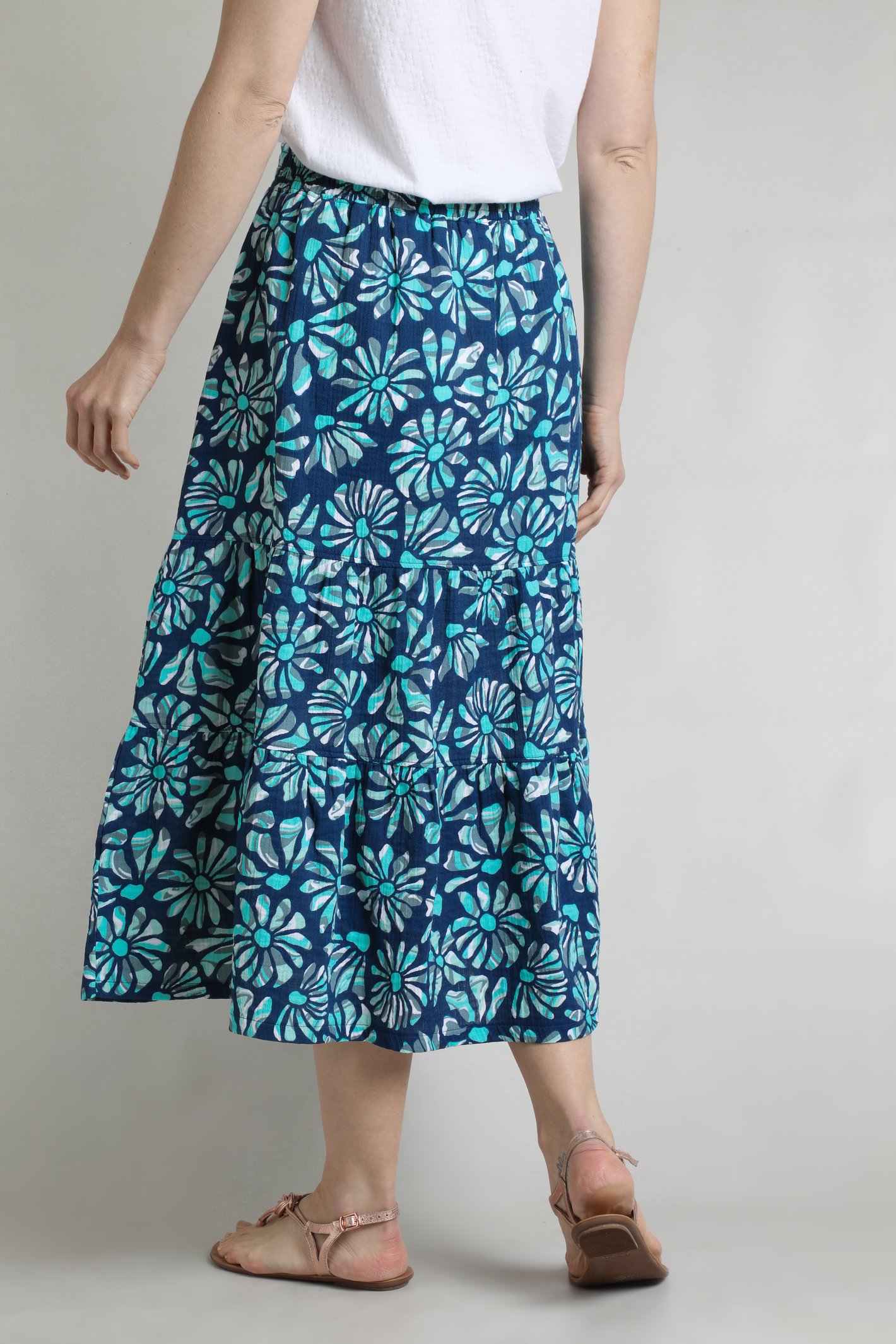 Weird Fish Harini Organic Cotton Double Cloth Printed Midi Skirt - Picture 10 of 14