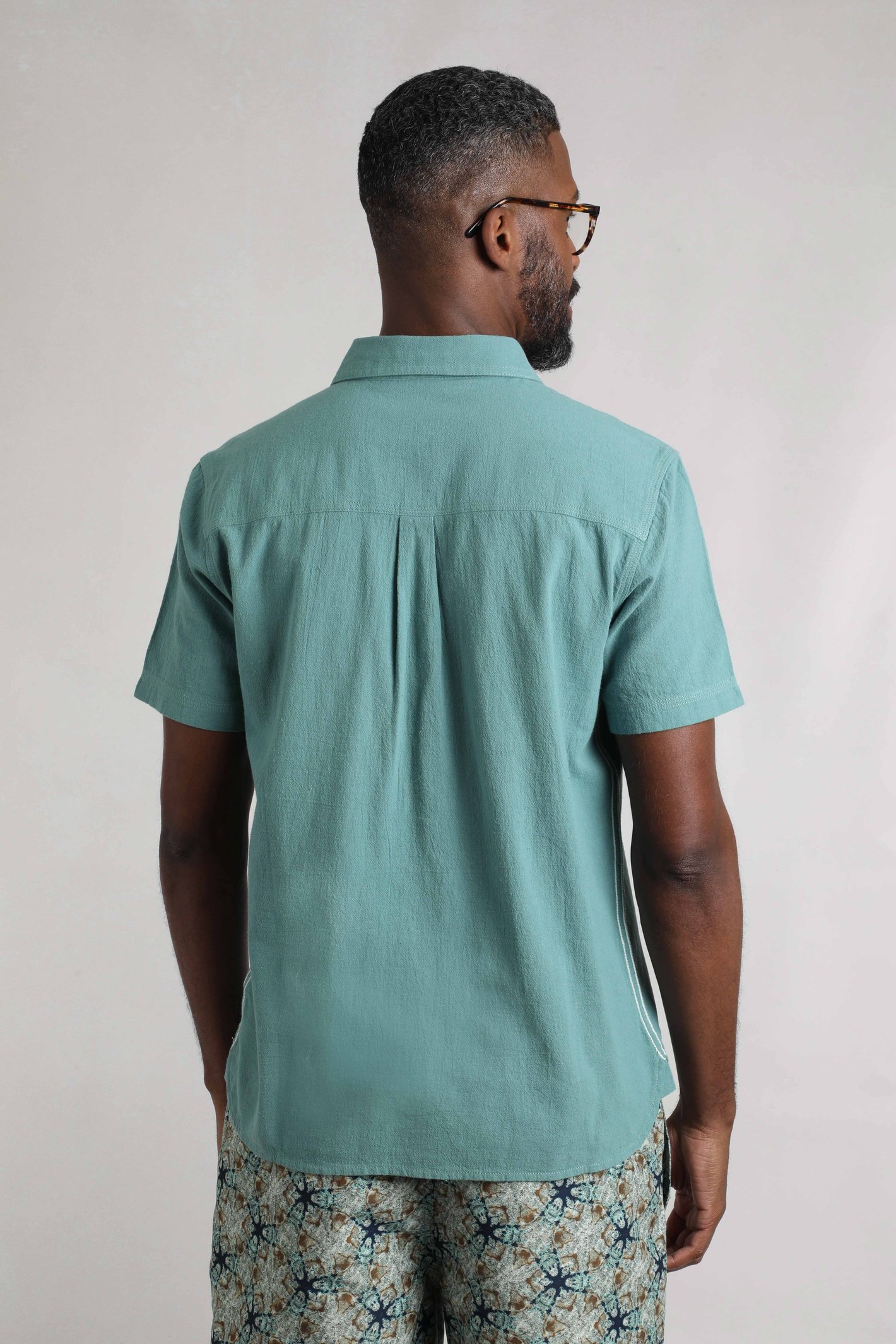 Weird Fish Hinton Organic Cotton and Linen Crepe Shirt - Picture 10 of 15