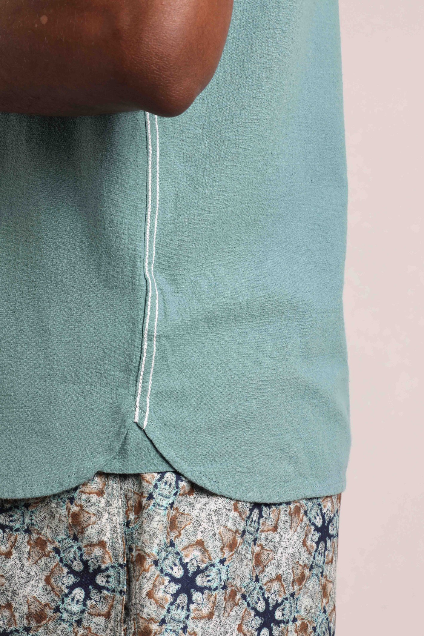 Weird Fish Hinton Organic Cotton and Linen Crepe Shirt - Picture 14 of 15
