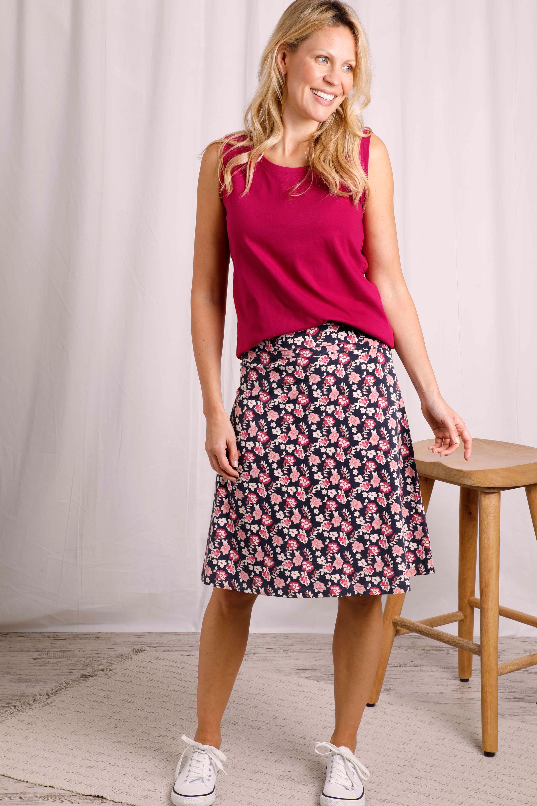 Malmo Organic Printed Jersey Skirt Dark Pink | Weird Fish