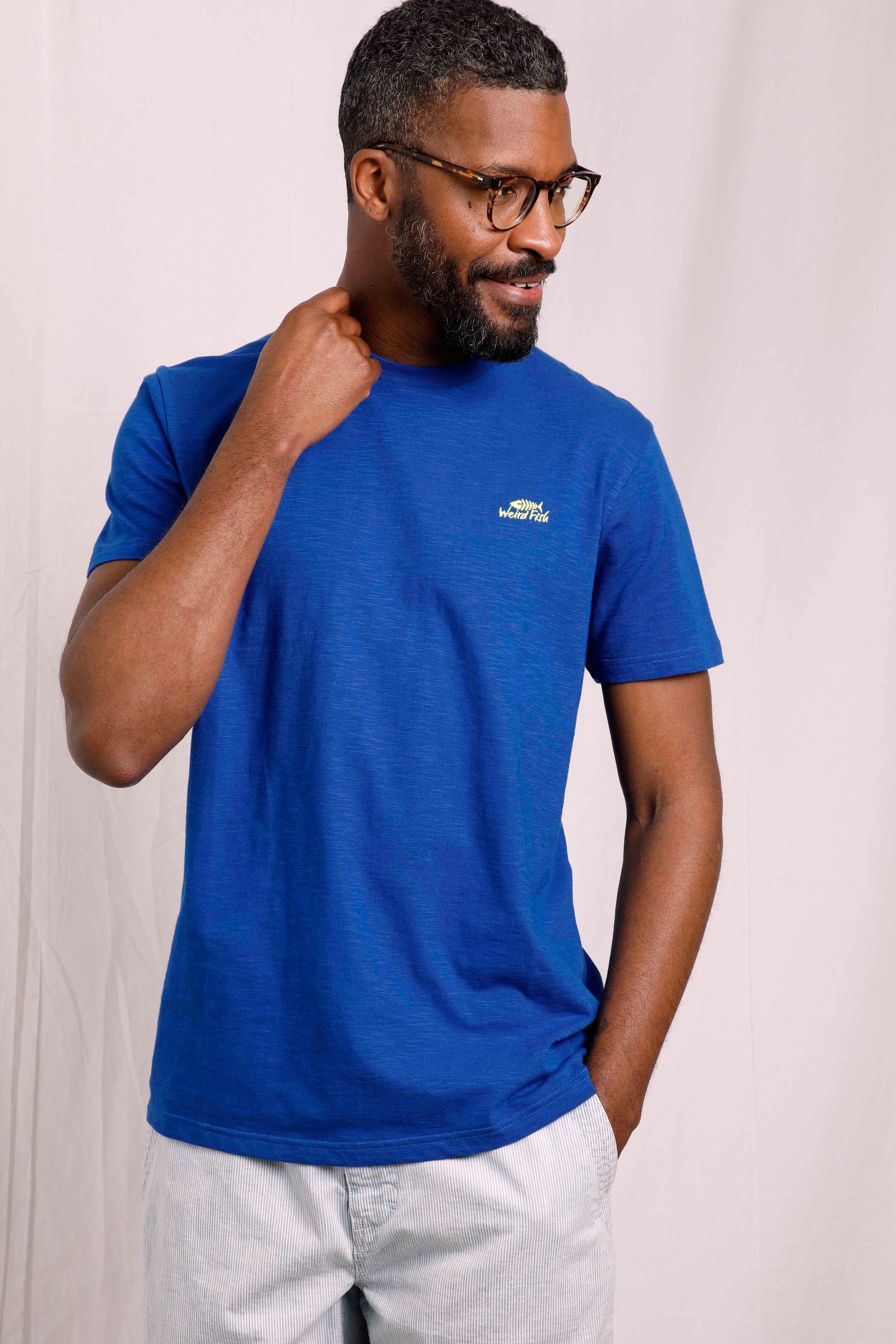 Weird Fish T-shirt Uomo Con Logo Ricamato Fished - Cotone Biologico Morbido, Girocollo, Colori Vivaci