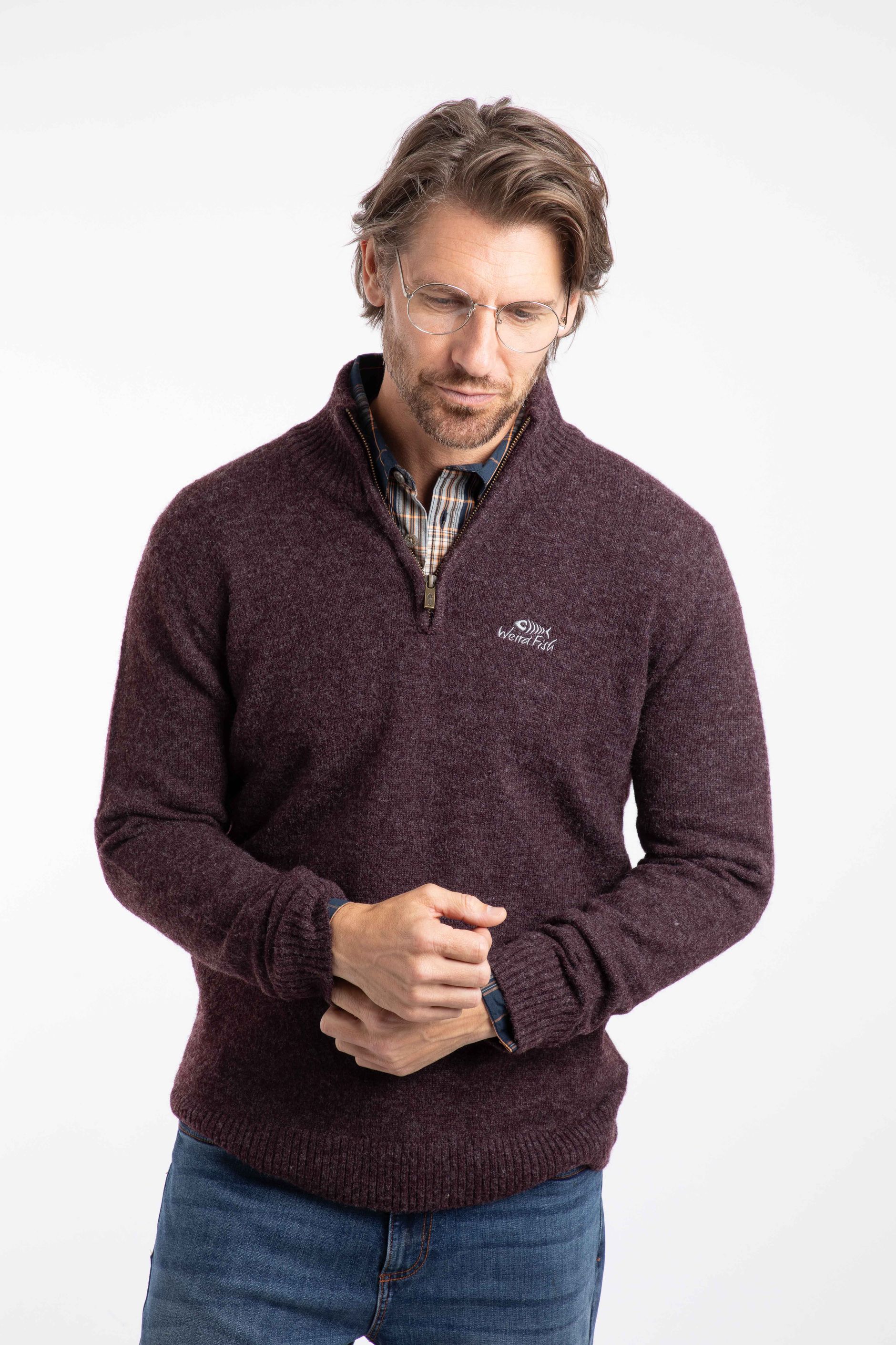 Altwood 1/4 Zip Jumper Aubergine | Weird Fish
