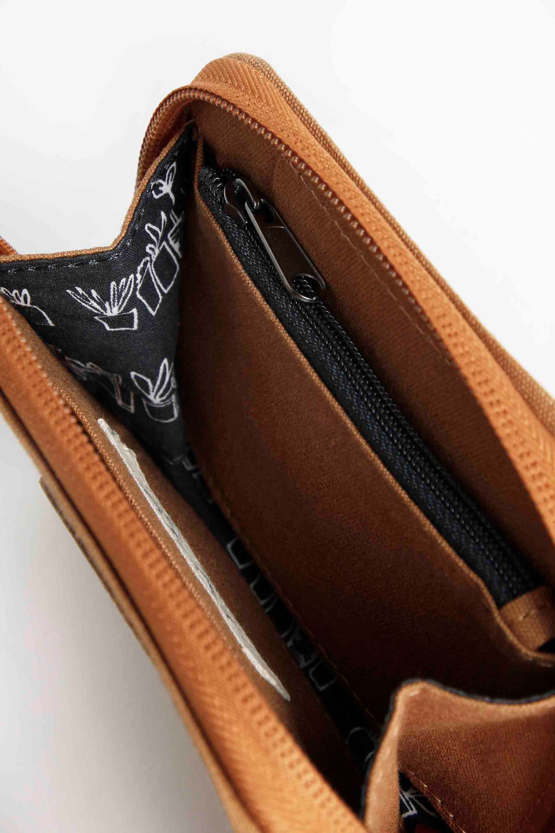 Corfe Washed Canvas Purse Caramel Weird Fish