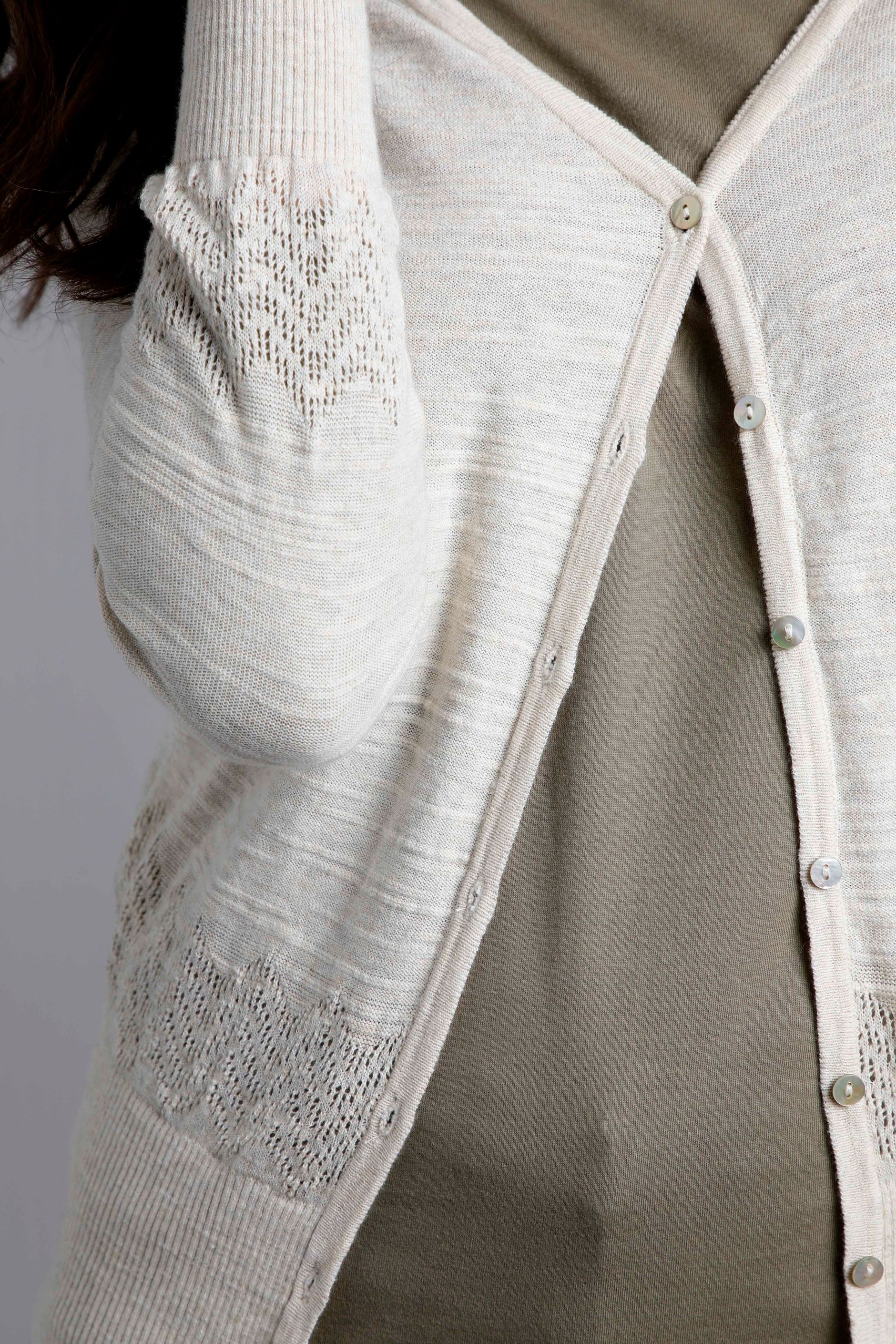 Curran Lightweight Cardigan Light Cream Weird Fish