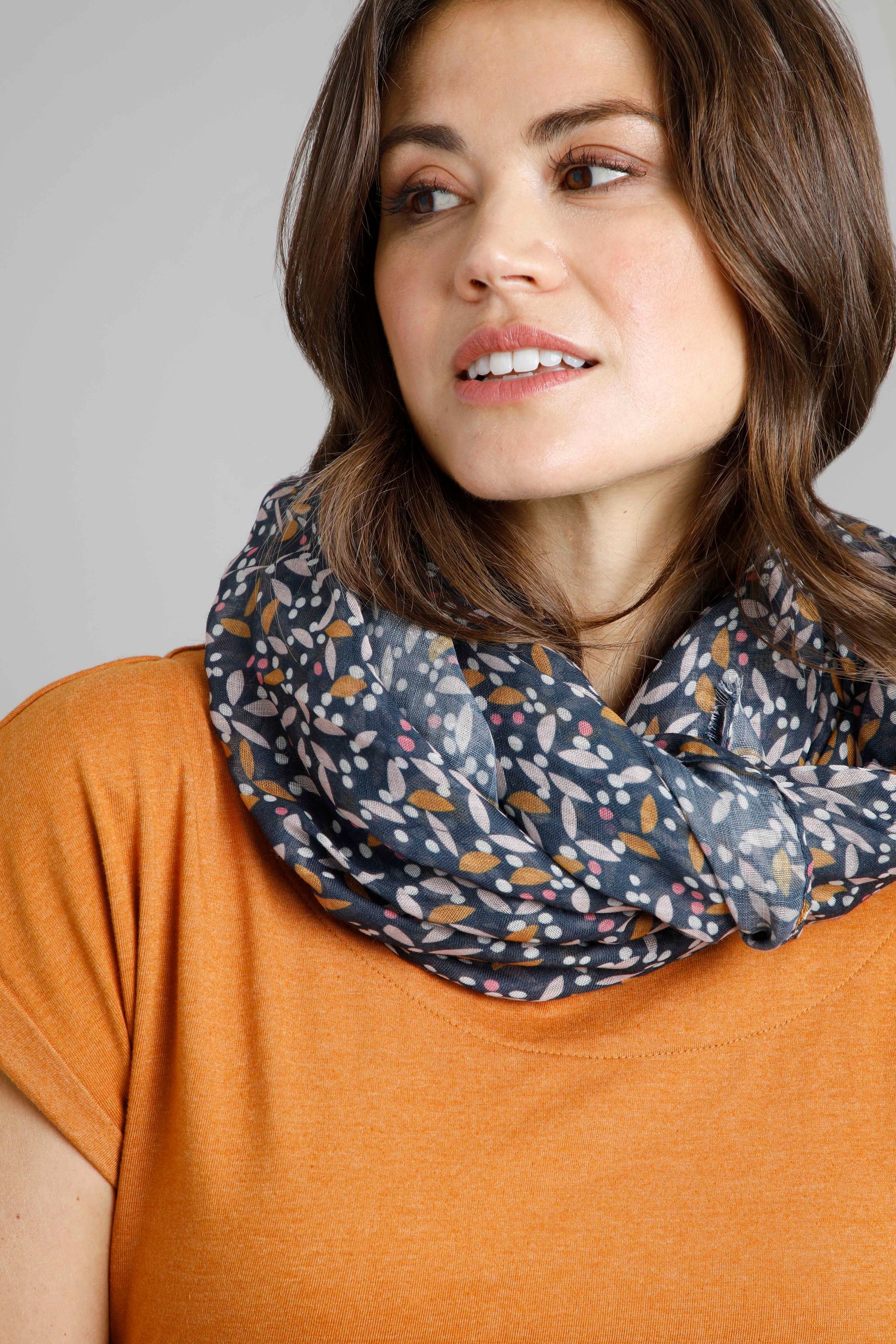 Alverton Recycled Scarf Dark Navy Weird Fish