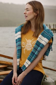 Fern Bee Organic Cotton Front Print Graphic T-Shirt Deep Amber