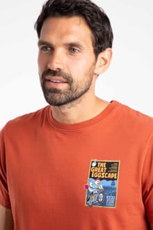 The Great Eggscape Artist Tee Rust Leaves