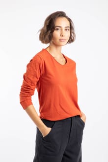 Topia Organic Cotton Long Sleeve Outfitter Top Rust Leaves