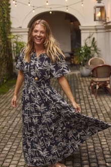 Rhianne Printed Tiered Maxi Dress Black