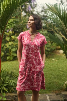 Suffolks Printed Jersey Dress Hot Pink