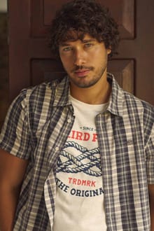 Cast Off Front Print Graphic T-Shirt