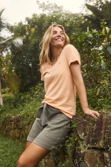 Hailey V-Neck T-Shirt Sorbet