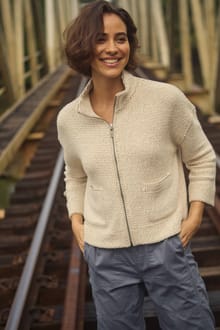 Emily Full Zip Cropped Macaroni Sweatshirt Jacket Ecru