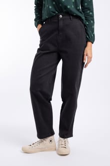 Beryl Barrel Jeans