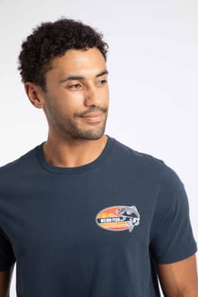 Coarse Fishing Back Print Graphic T-Shirt Navy