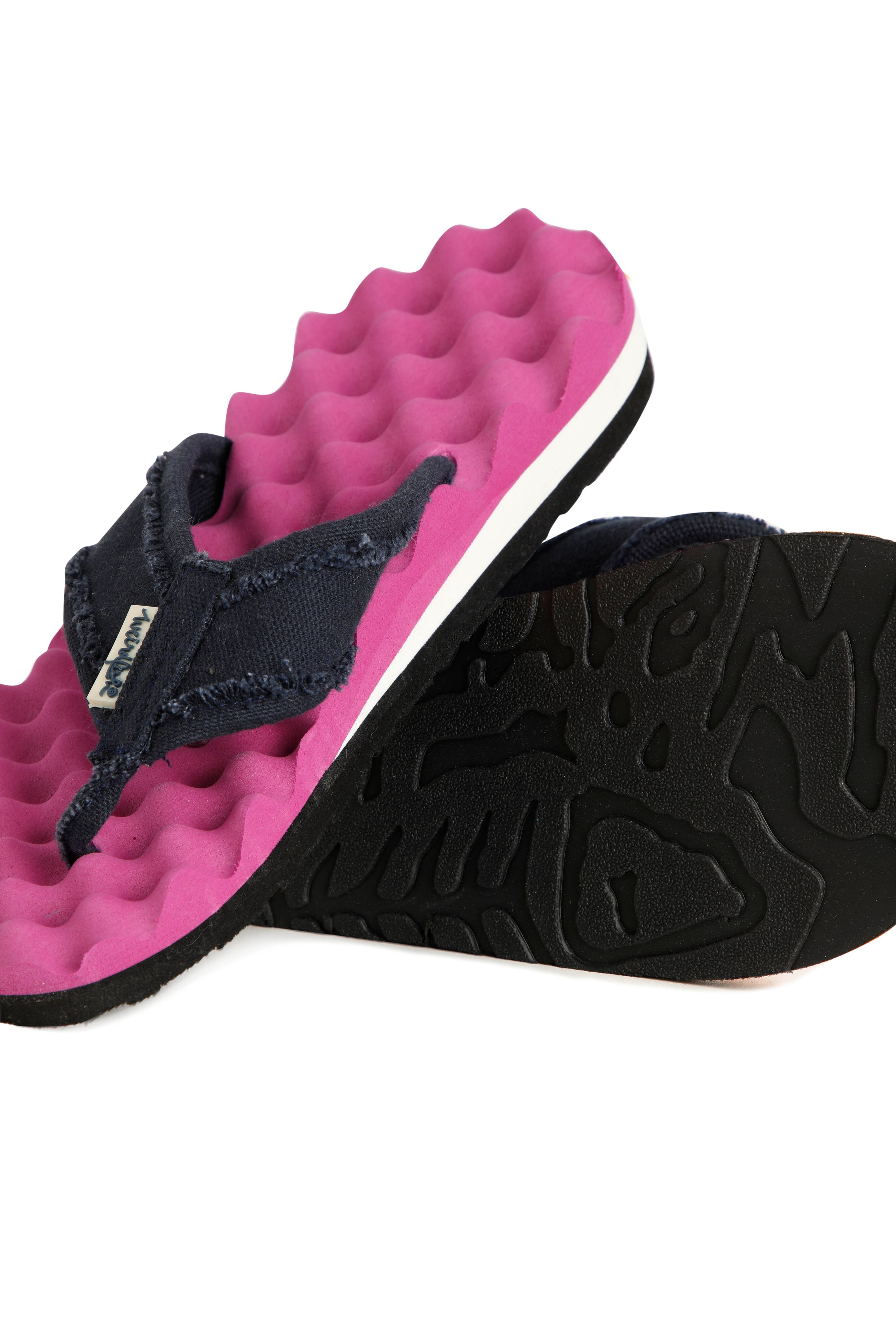 Weird fish waffle online flip flops