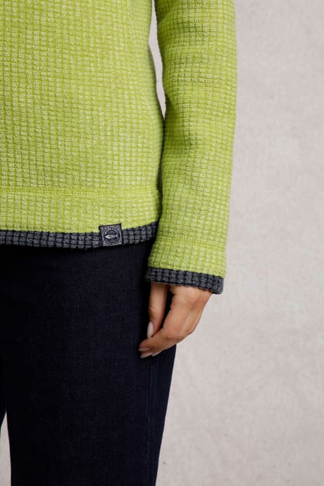 Beye Eco 1/4 Zip Grid Fleece Tarragon | Weird Fish