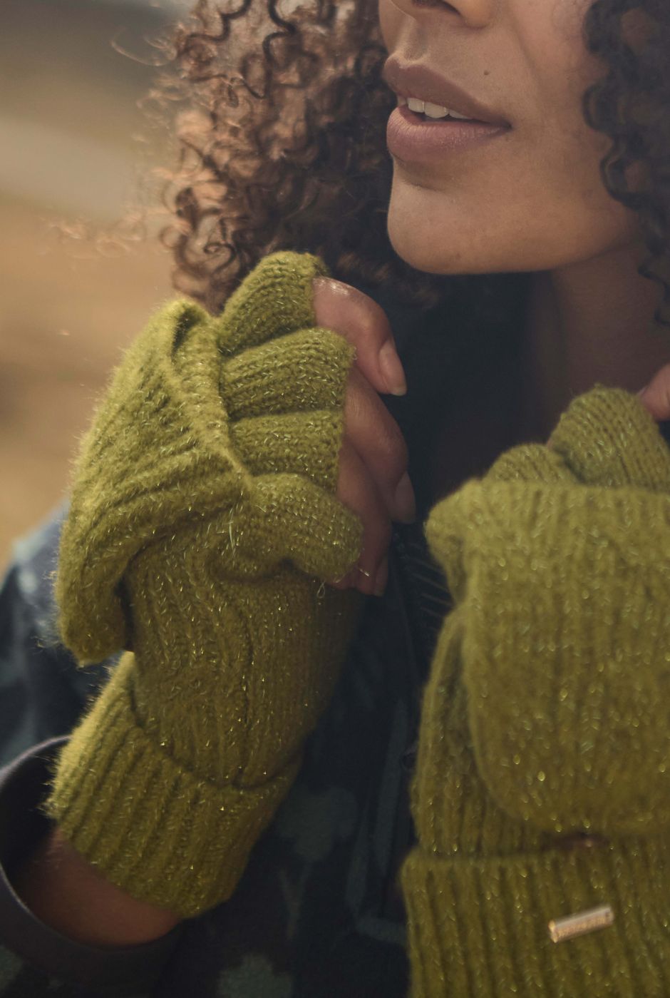Cassell Sparkle Fingerless Gloves Woodbine