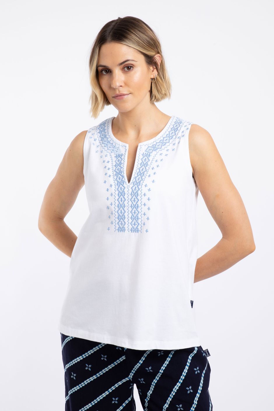 Tirtha Embroidered Jersey Vest White