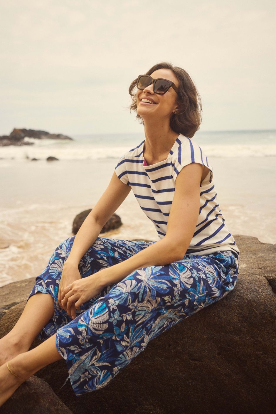 Sarita Crinkle Printed Wide Leg Cropped Trousers Blue Indigo