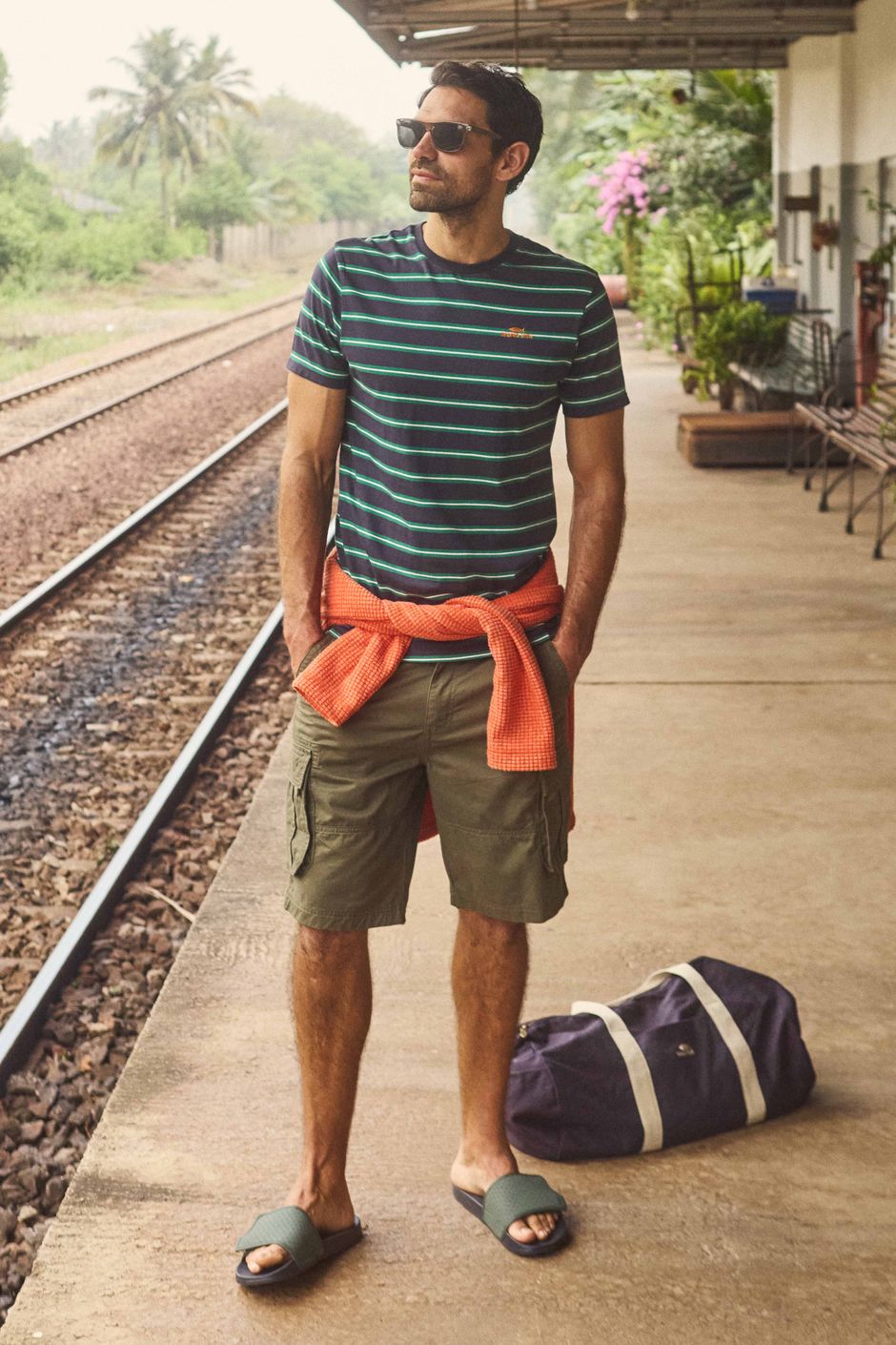 Rigney Cargo Shorts Dark Olive