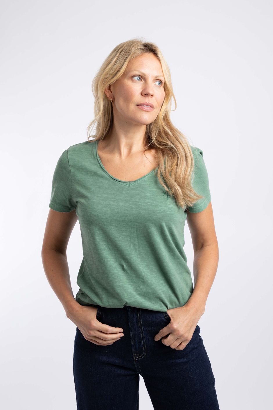 Hailey V-Neck T-Shirt Army Green