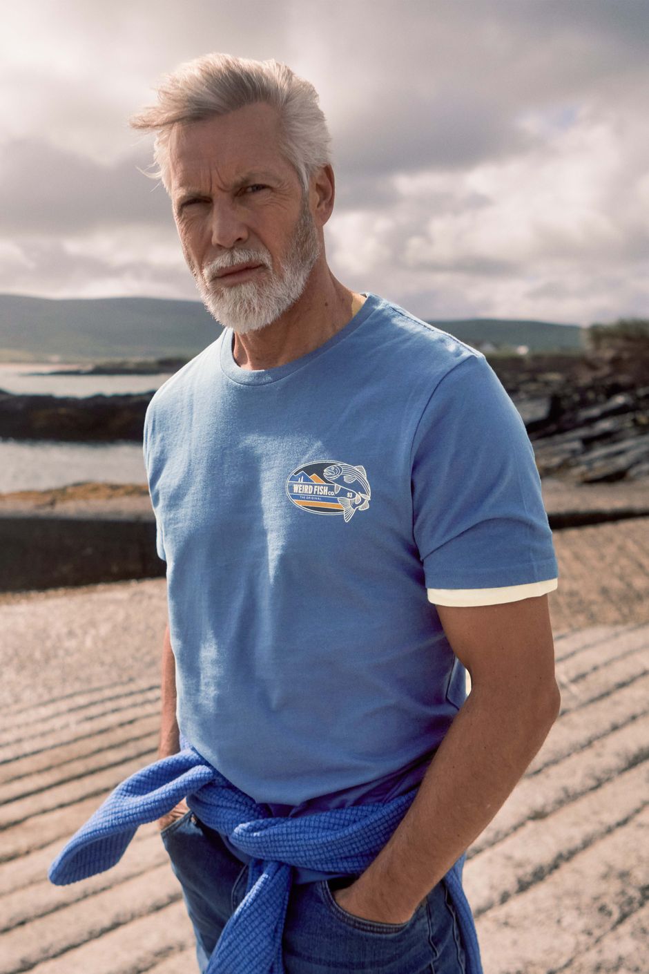 Coarse Fishing Back Print Graphic T-Shirt Mid Blue
