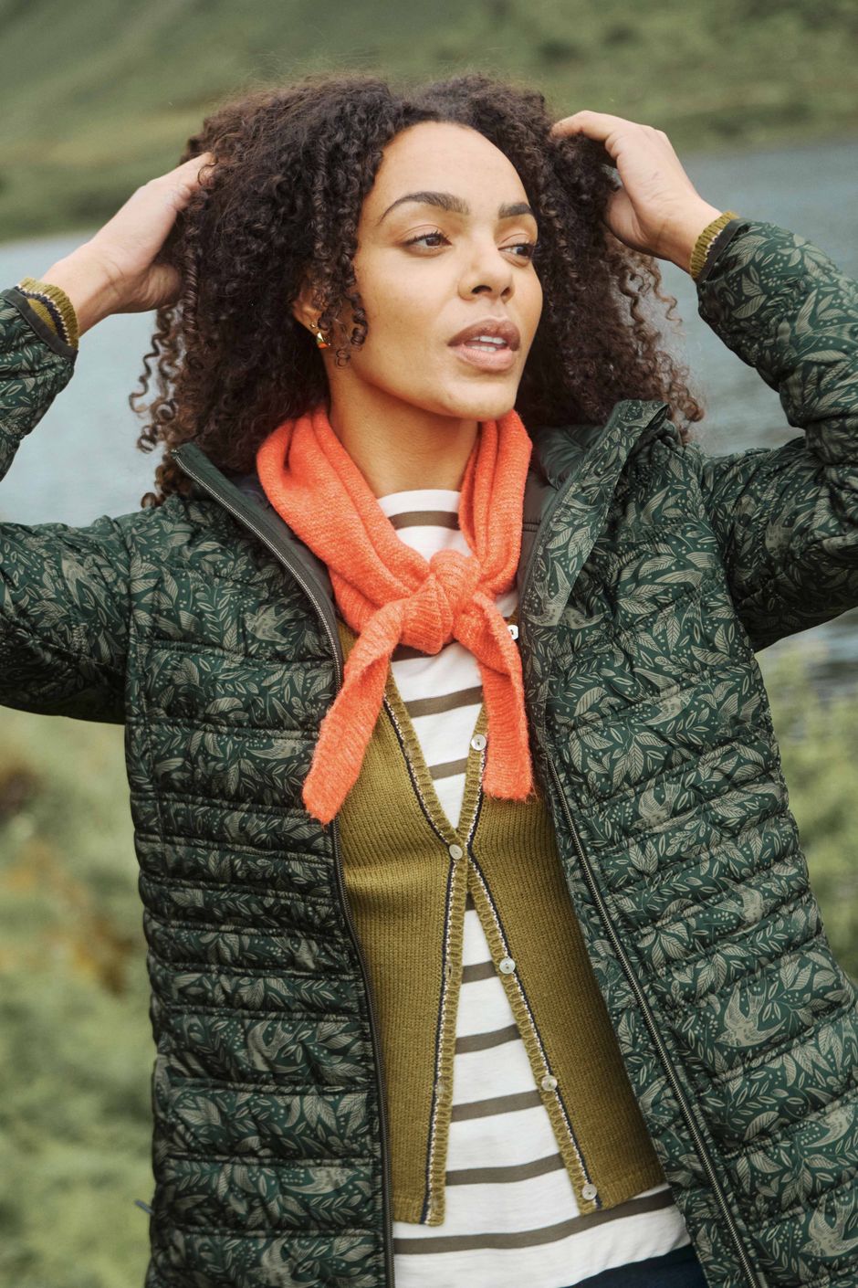 Ballamy Textured Knitted Triangle Scarf Cinnamon