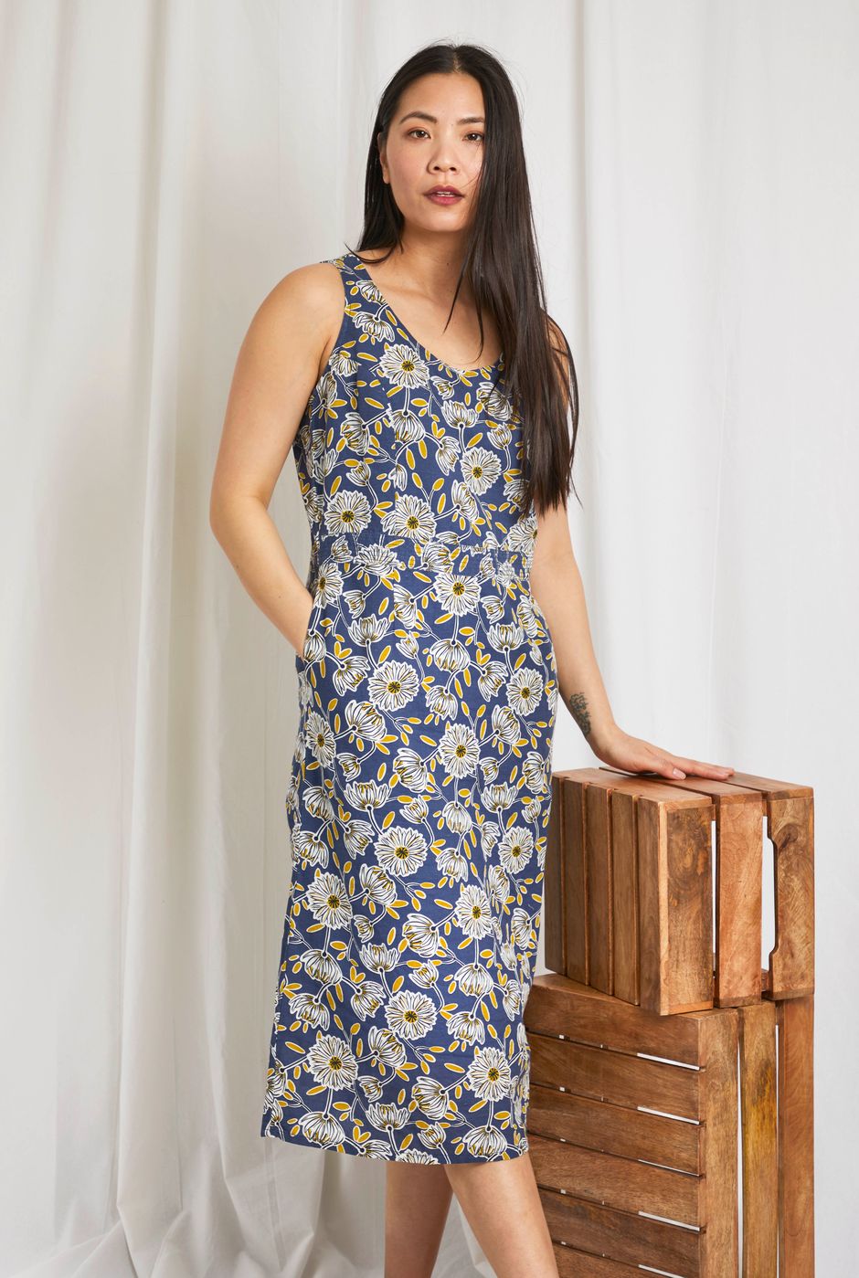 Fowey Printed Linen and Organic Cotton Dress China Blue
