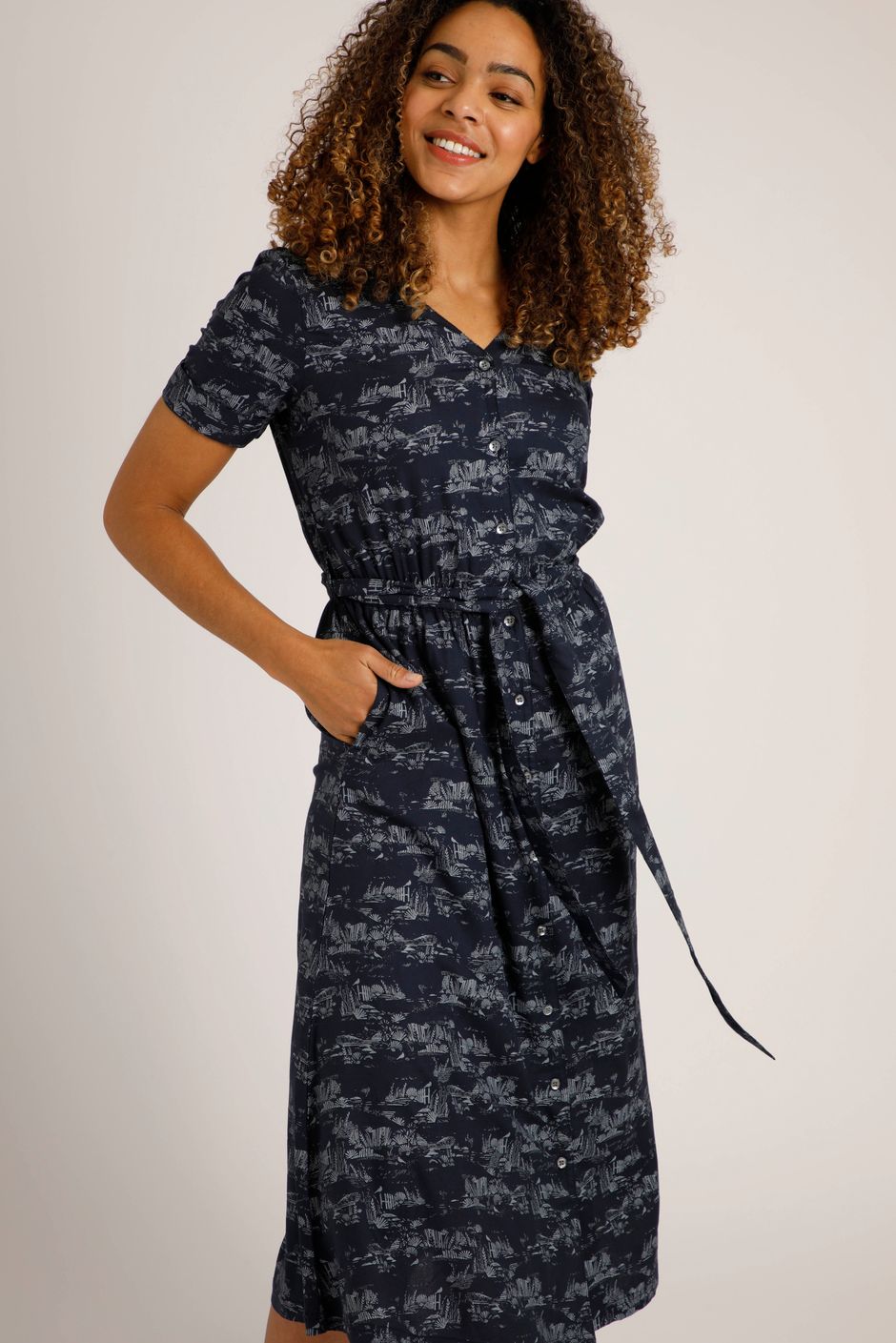Islanna Lenzing EcoVero™ Midi Dress Nightshade